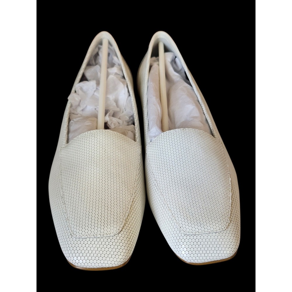 Donald Pliner Loafers Shoes Women 8M Off White Leather Loafers Deedee New In Box